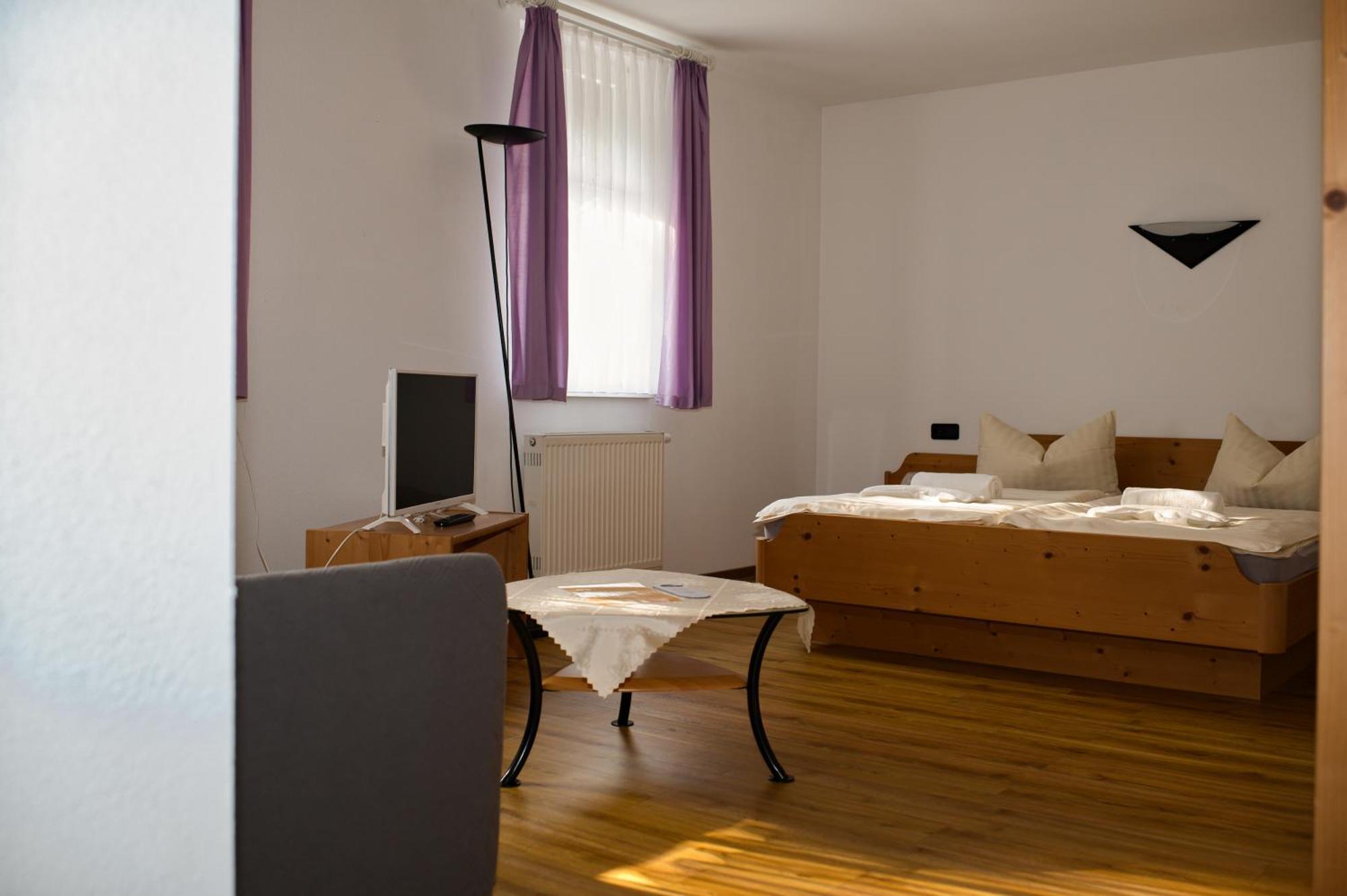 Hotel Waldhaus Romhild Εξωτερικό φωτογραφία